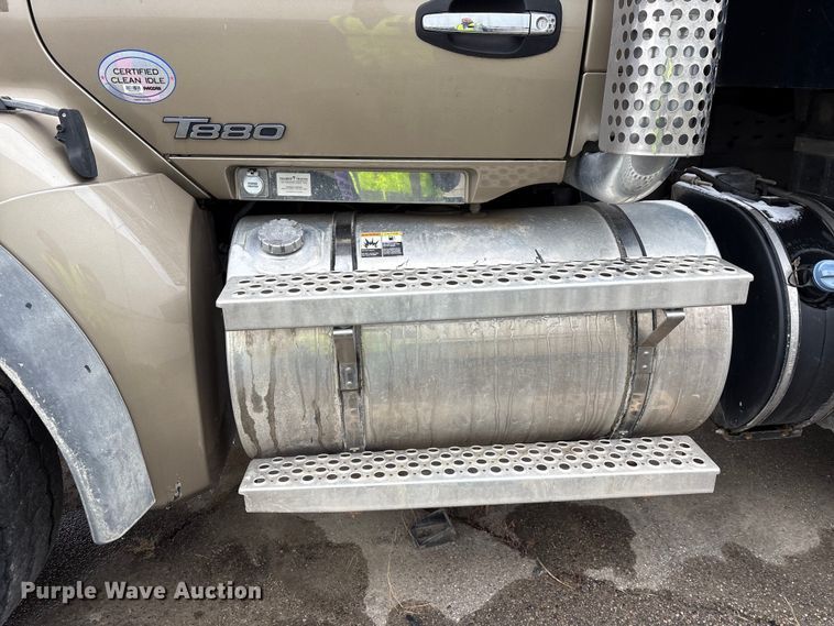 image for item YA1714 2022 Kenworth T880 dump truck