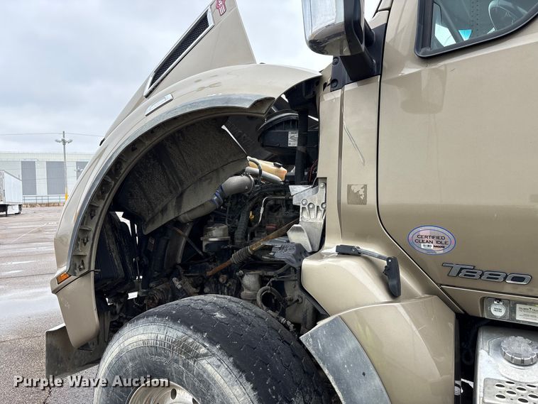 image for item YA1714 2022 Kenworth T880 dump truck