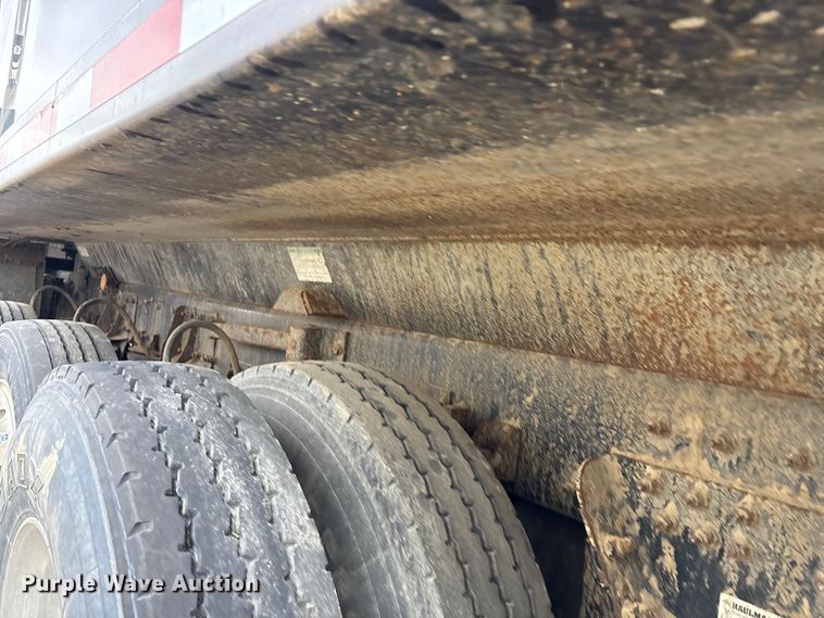 image for item YA1714 2022 Kenworth T880 dump truck