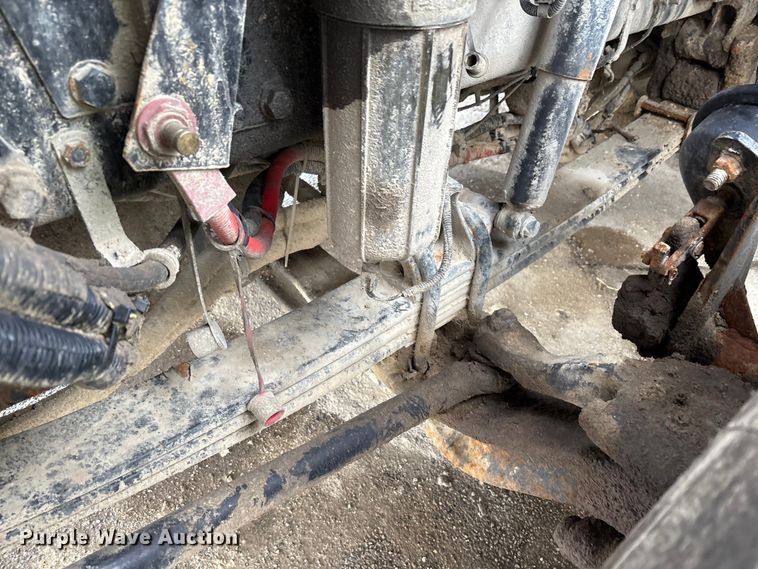 image for item YA1714 2022 Kenworth T880 dump truck