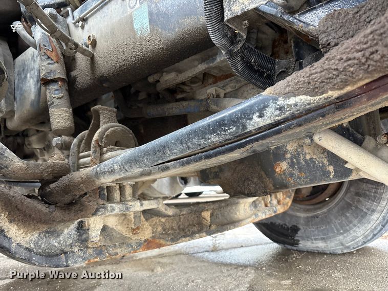 image for item YA1714 2022 Kenworth T880 dump truck