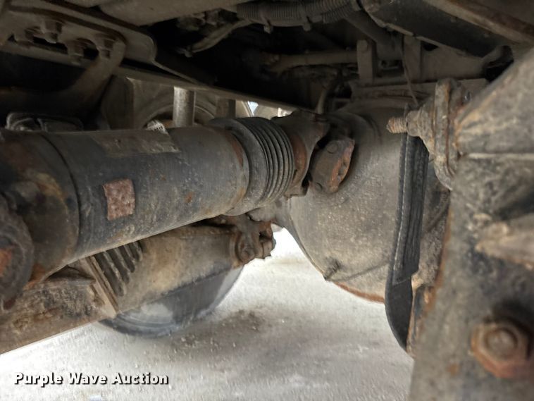 image for item YA1714 2022 Kenworth T880 dump truck