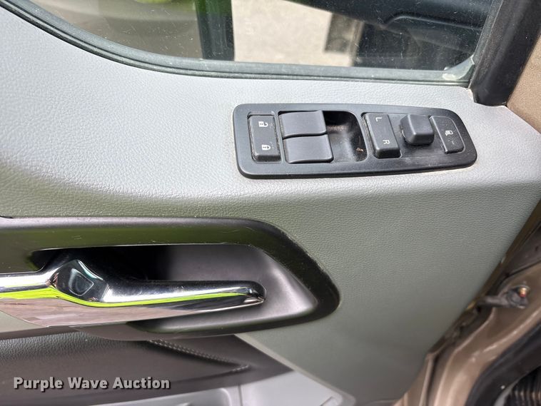 image for item YA1714 2022 Kenworth T880 dump truck