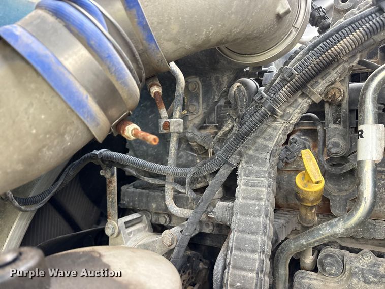 image for item YA1714 2022 Kenworth T880 dump truck