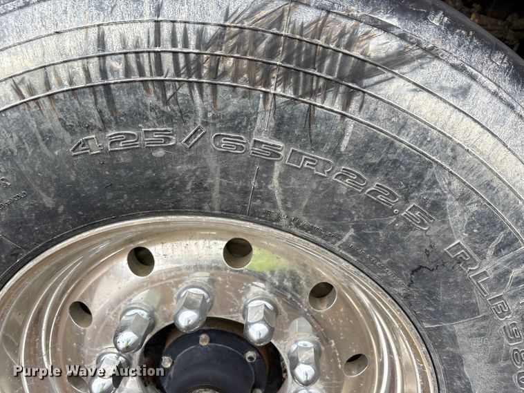 image for item YA1714 2022 Kenworth T880 dump truck