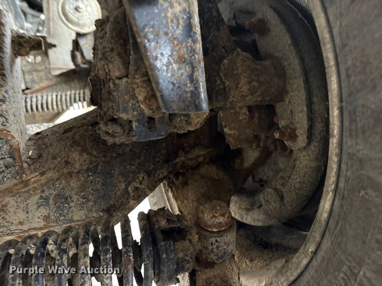 image for item YA1714 2022 Kenworth T880 dump truck