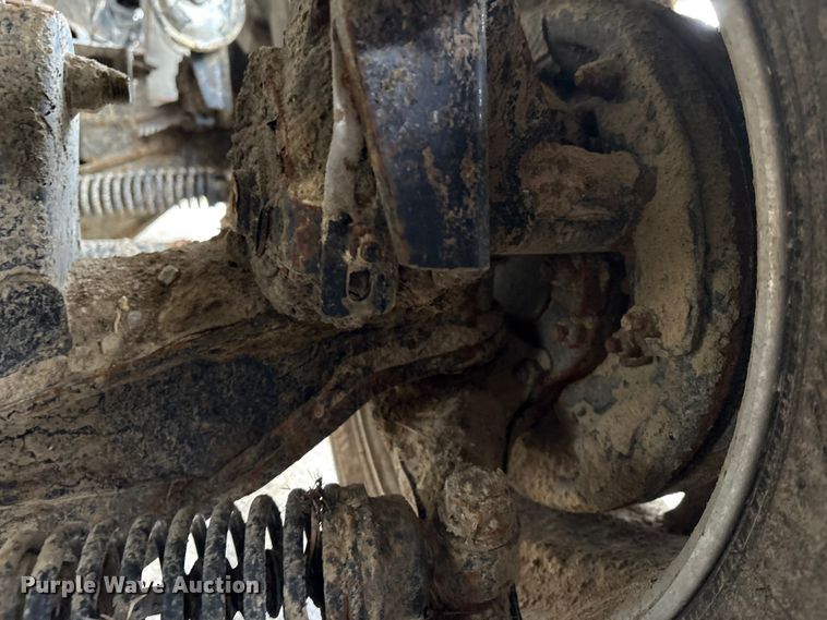 image for item YA1714 2022 Kenworth T880 dump truck