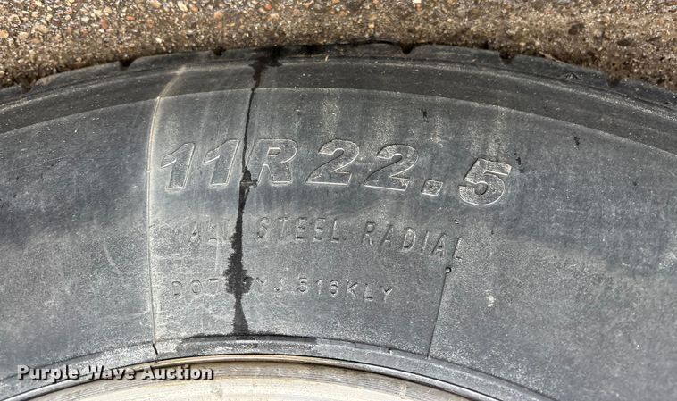 image for item YA1714 2022 Kenworth T880 dump truck