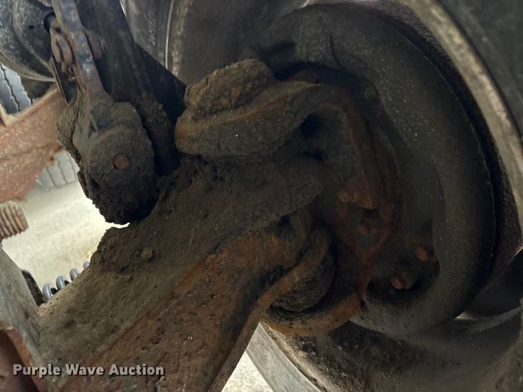 image for item YA1714 2022 Kenworth T880 dump truck