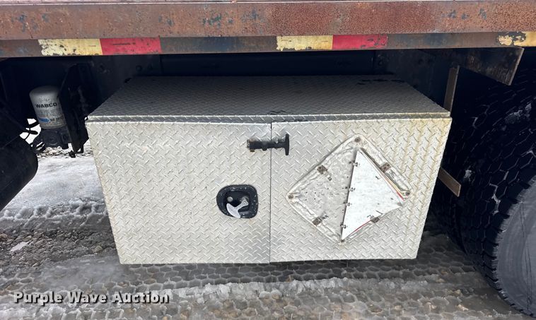 image for item YA1878 2017 Mack GU713 crane truck