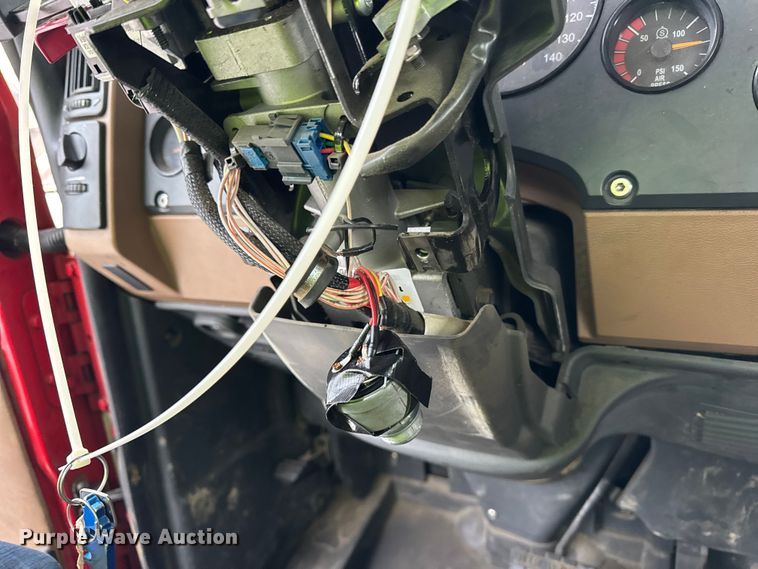 image for item YA1878 2017 Mack GU713 crane truck