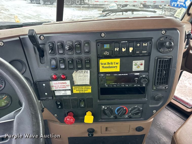 image for item YA1878 2017 Mack GU713 crane truck