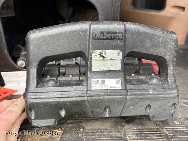 image for item YA1878 2017 Mack GU713 crane truck