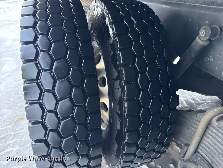 image for item YA1878 2017 Mack GU713 crane truck