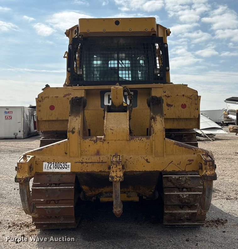 image for item YA1951 2012 Caterpillar D6T dozer