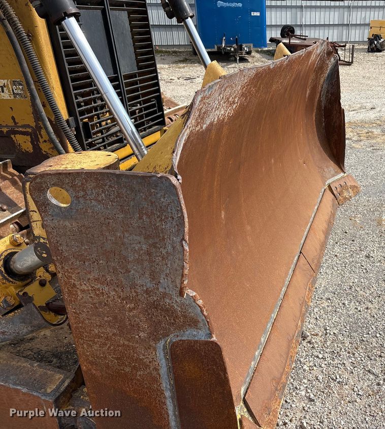 image for item YA1951 2012 Caterpillar D6T dozer