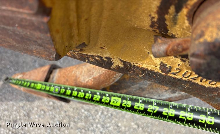 image for item YA1951 2012 Caterpillar D6T dozer