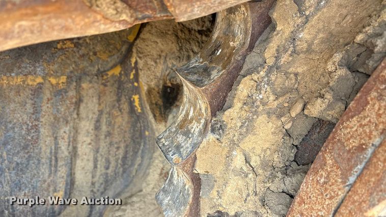 image for item YA1951 2012 Caterpillar D6T dozer