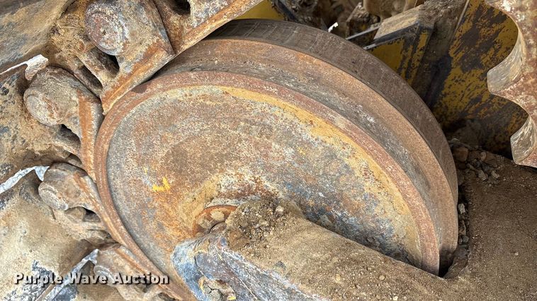 image for item YA1951 2012 Caterpillar D6T dozer