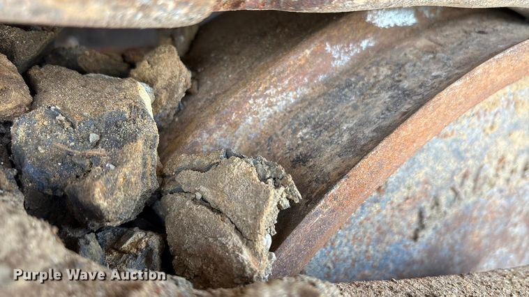 image for item YA1951 2012 Caterpillar D6T dozer