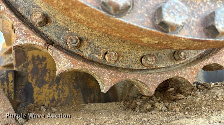 image for item YA1951 2012 Caterpillar D6T dozer