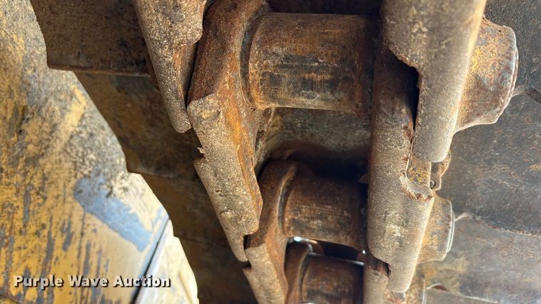 image for item YA1951 2012 Caterpillar D6T dozer