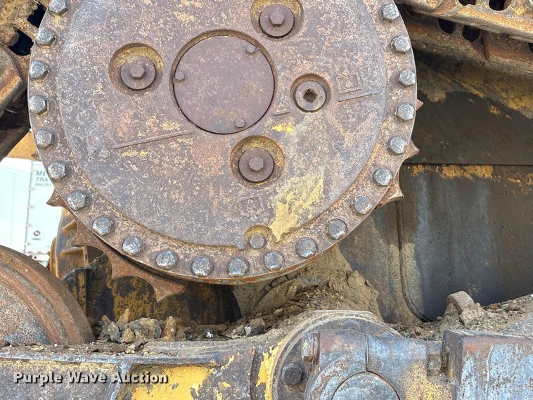 image for item YA1951 2012 Caterpillar D6T dozer