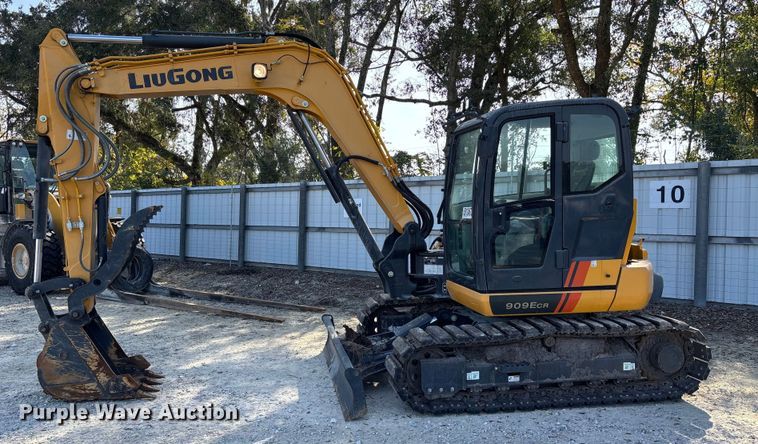 image for item YA1954 LiuGong 909ECR mini excavator