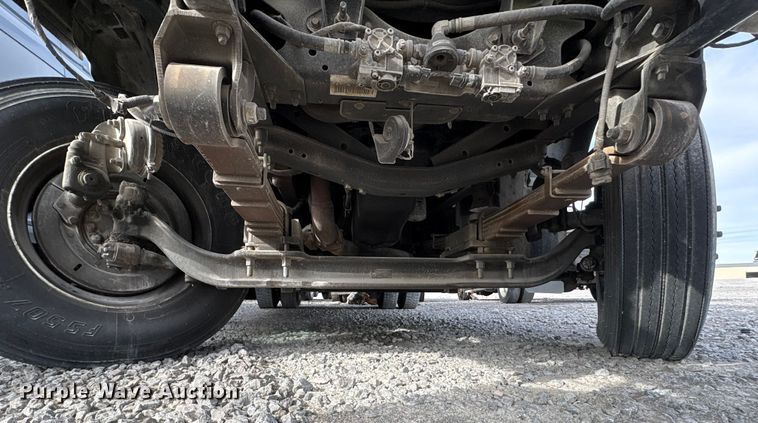 image for item YA1967 2007 Chevrolet C7500 cable placer bucket truck