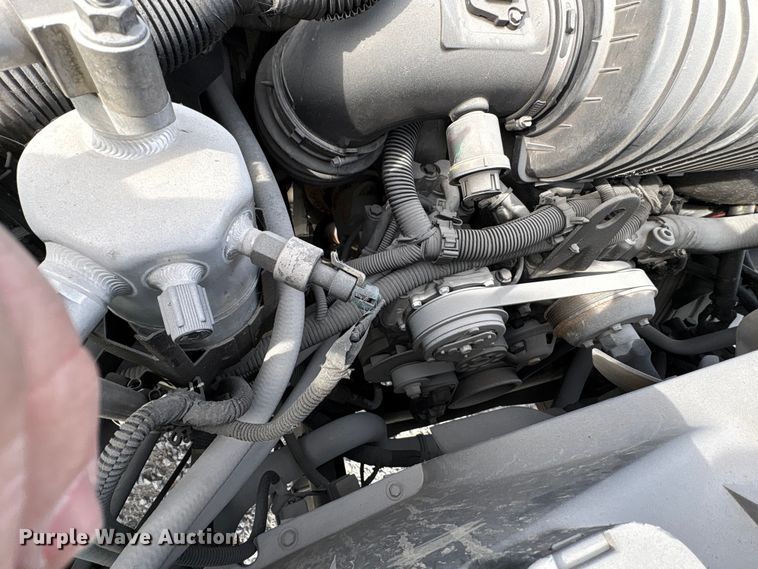 image for item YA1967 2007 Chevrolet C7500 cable placer bucket truck