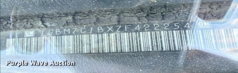 image for item YA1967 2007 Chevrolet C7500 cable placer bucket truck