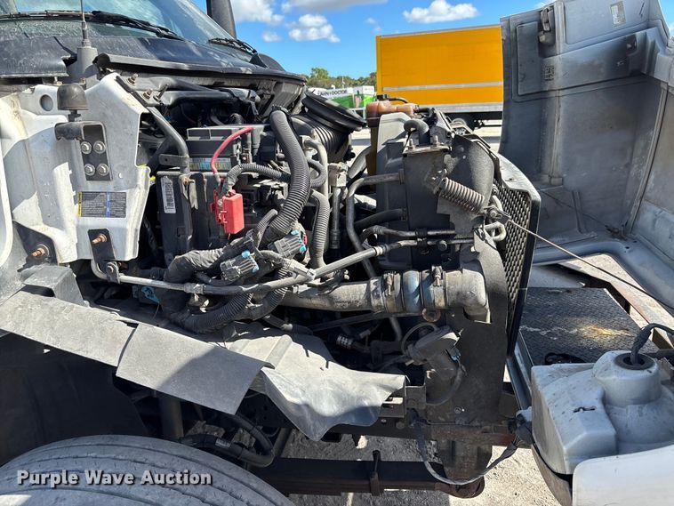 image for item YA1968 2007 Chevrolet C7500 cable placer bucket truck