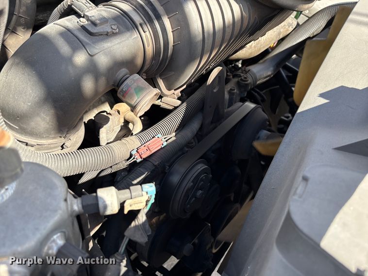 image for item YA1968 2007 Chevrolet C7500 cable placer bucket truck