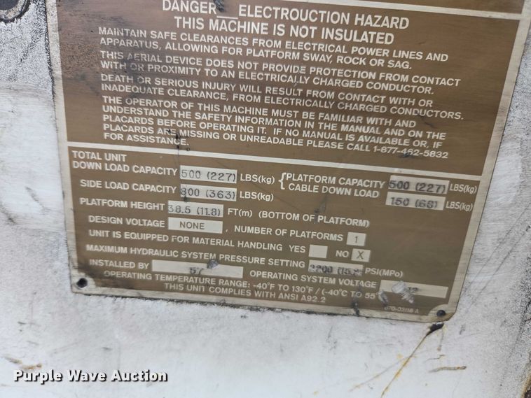 image for item YA1976 2007 Chevrolet C7500 cable placer bucket truck