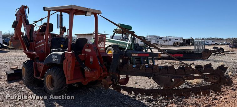image for item YA1982 2006 Ditch Witch RT55 trencher