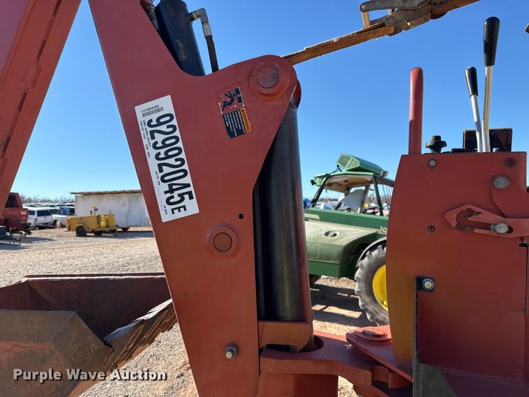 image for item YA1982 2006 Ditch Witch RT55 trencher