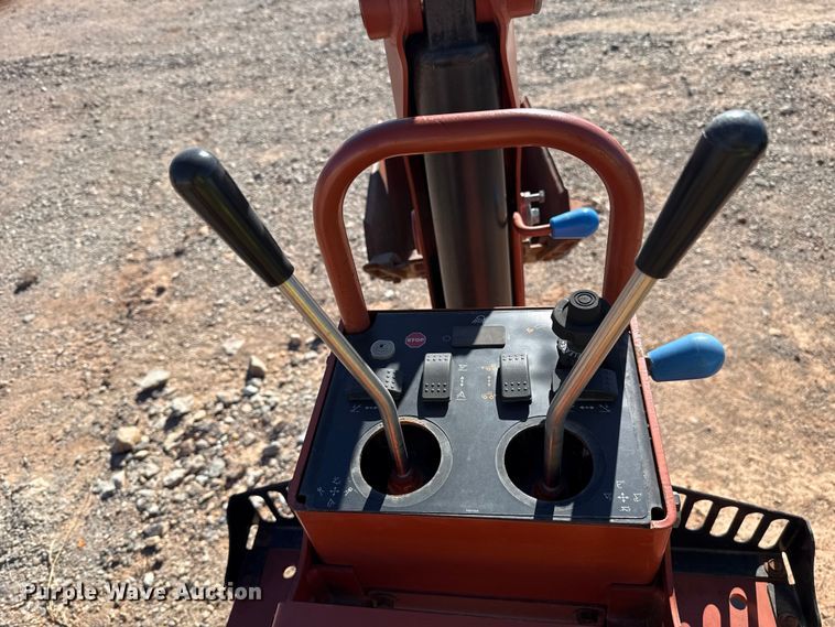 image for item YA1982 2006 Ditch Witch RT55 trencher