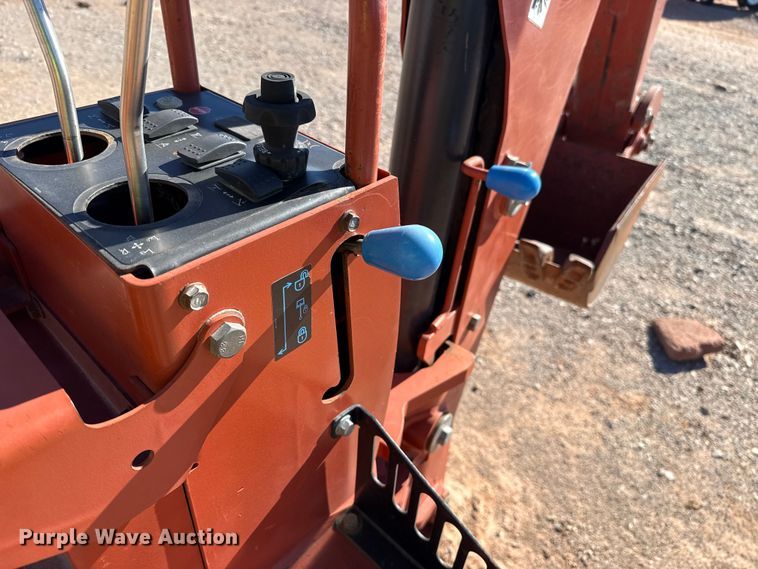 image for item YA1982 2006 Ditch Witch RT55 trencher