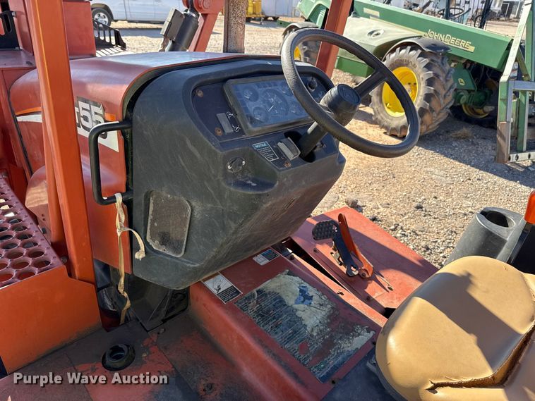 image for item YA1982 2006 Ditch Witch RT55 trencher