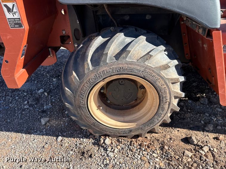 image for item YA1982 2006 Ditch Witch RT55 trencher