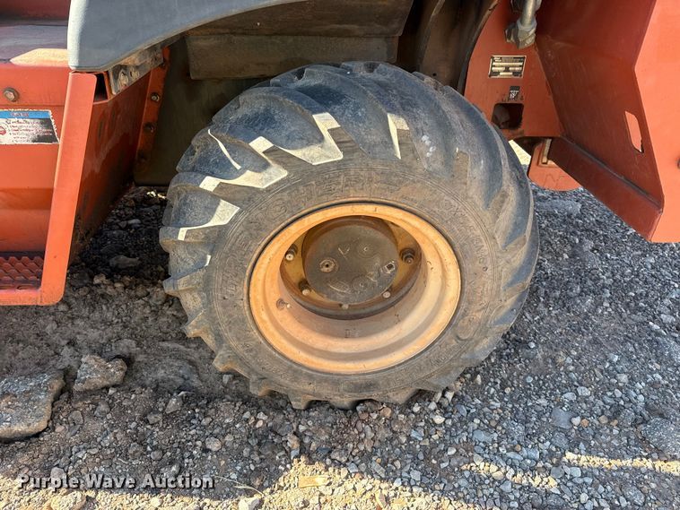 image for item YA1982 2006 Ditch Witch RT55 trencher