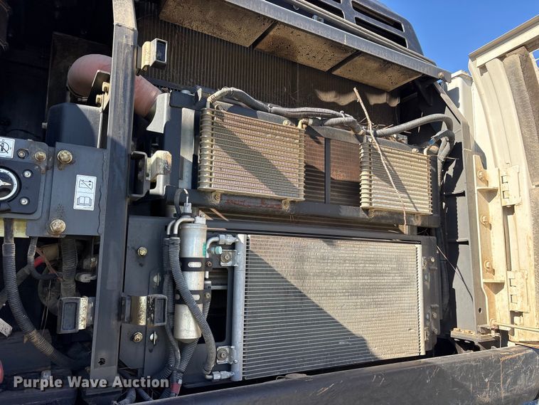 image for item YA2028 2021 Link-Belt 300X4EX excavator