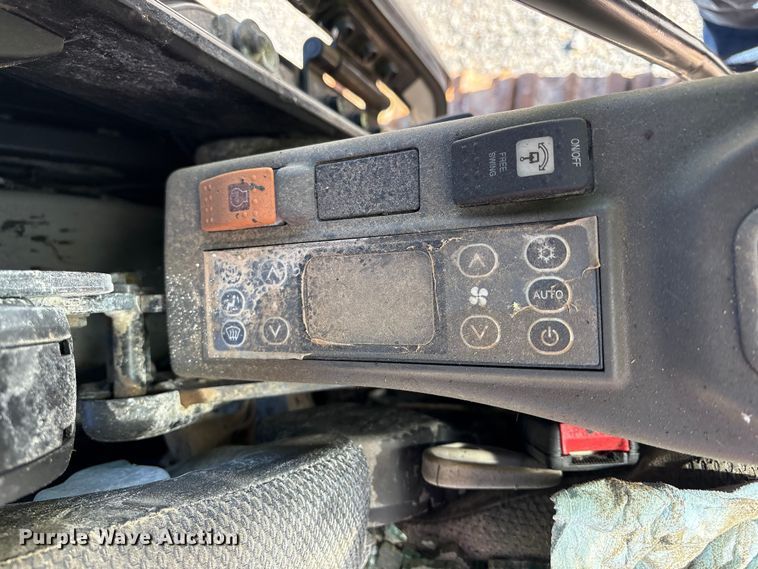 image for item YA2028 2021 Link-Belt 300X4EX excavator