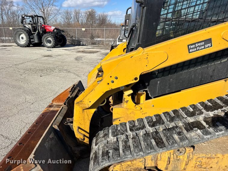 image for item YA2120 2021 Caterpillar 289D3 tracked skid steer loader