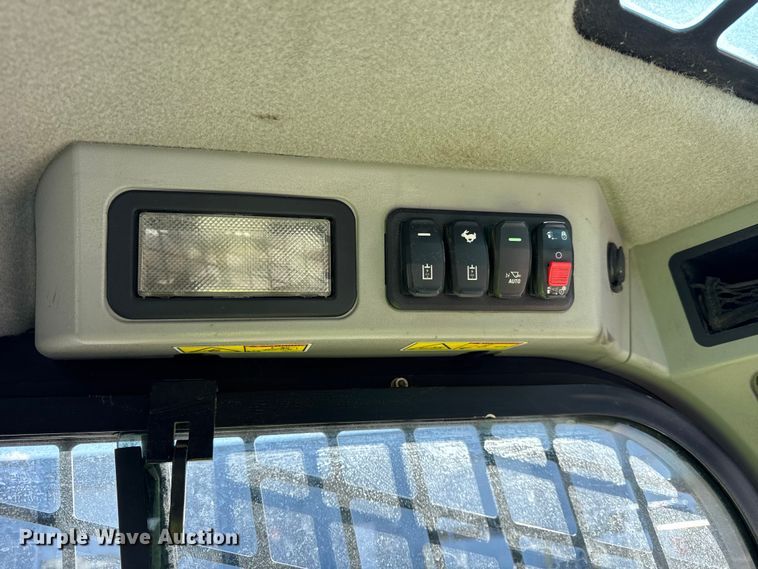 image for item YA2120 2021 Caterpillar 289D3 tracked skid steer loader