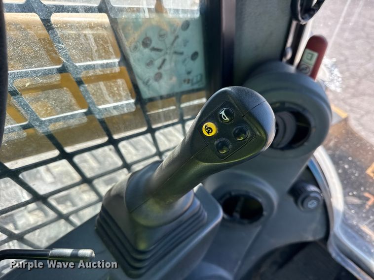 image for item YA2120 2021 Caterpillar 289D3 tracked skid steer loader