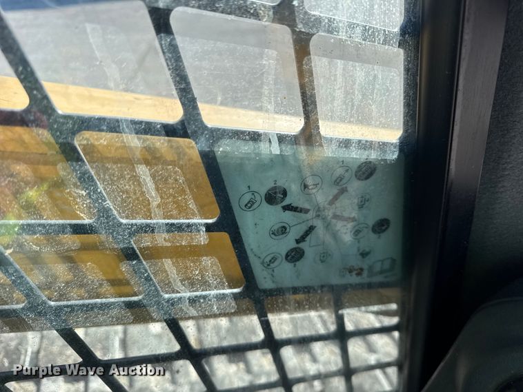 image for item YA2120 2021 Caterpillar 289D3 tracked skid steer loader