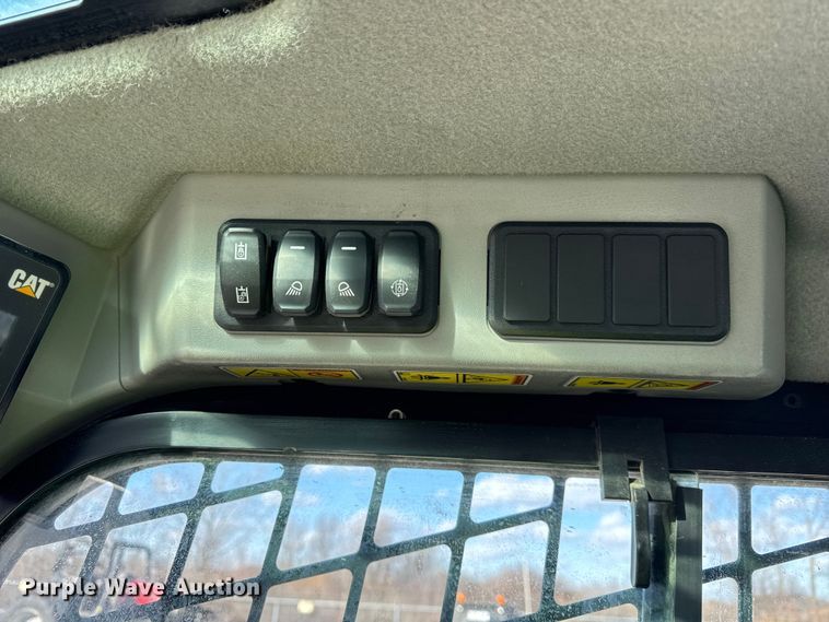 image for item YA2120 2021 Caterpillar 289D3 tracked skid steer loader