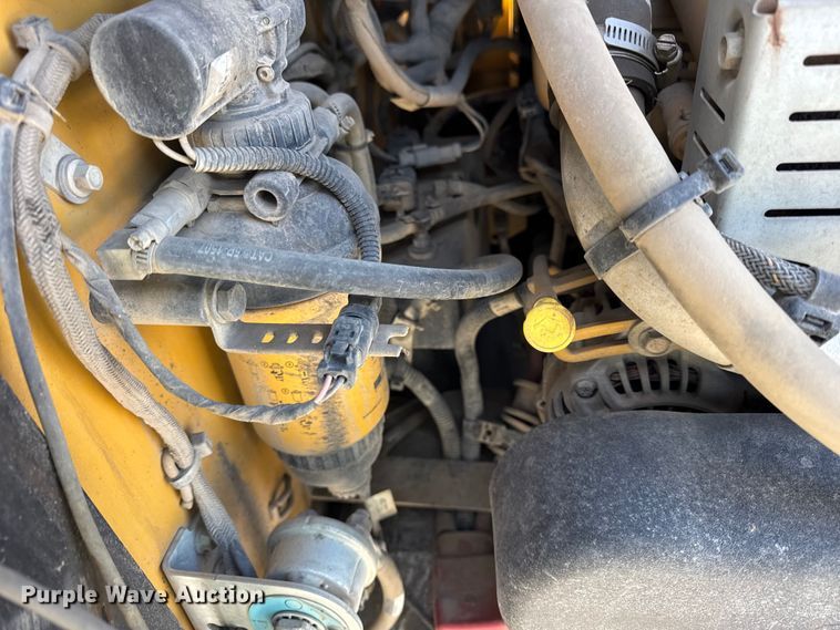 image for item YA2120 2021 Caterpillar 289D3 tracked skid steer loader