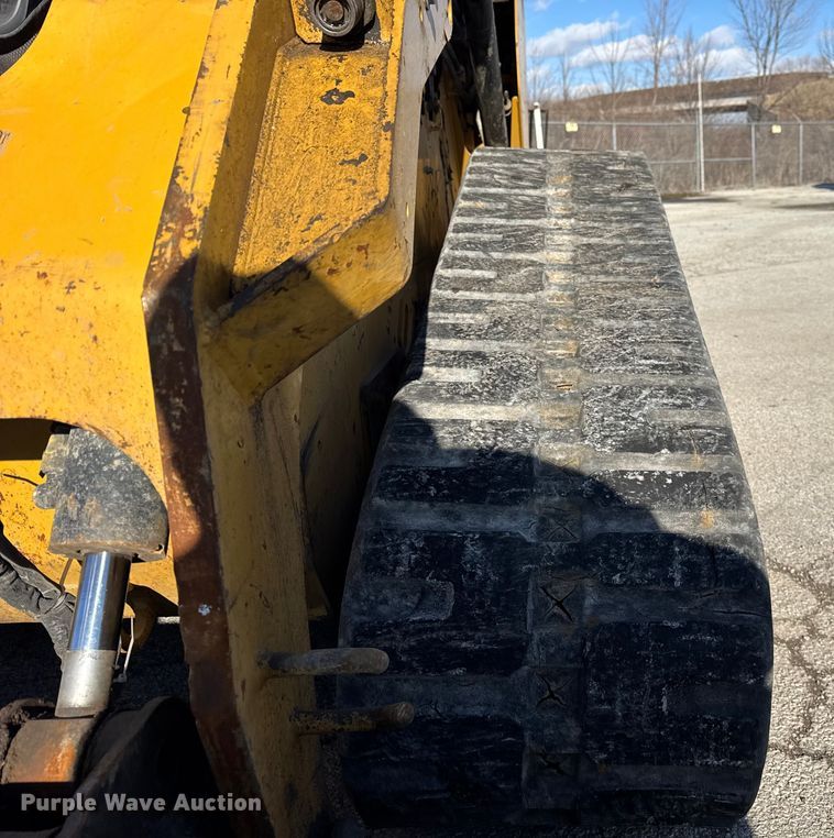 image for item YA2120 2021 Caterpillar 289D3 tracked skid steer loader
